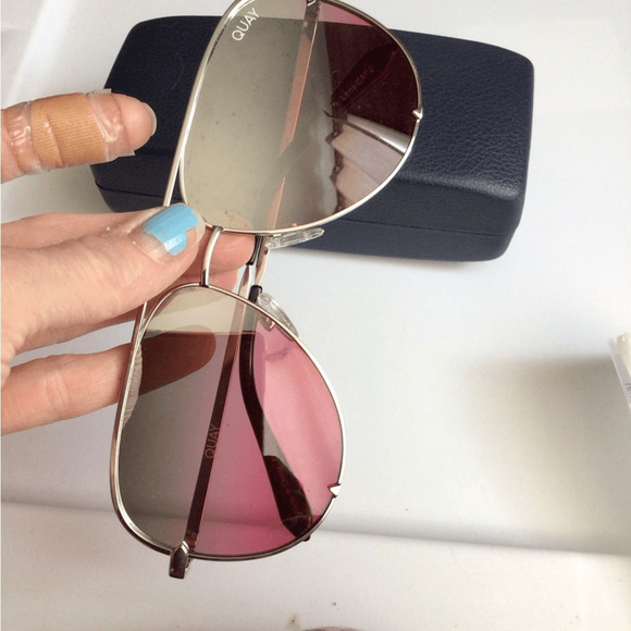 NEW ! Rare Quay Australia High Key Silver Frame with Pink Tint Sunglasses main image 8